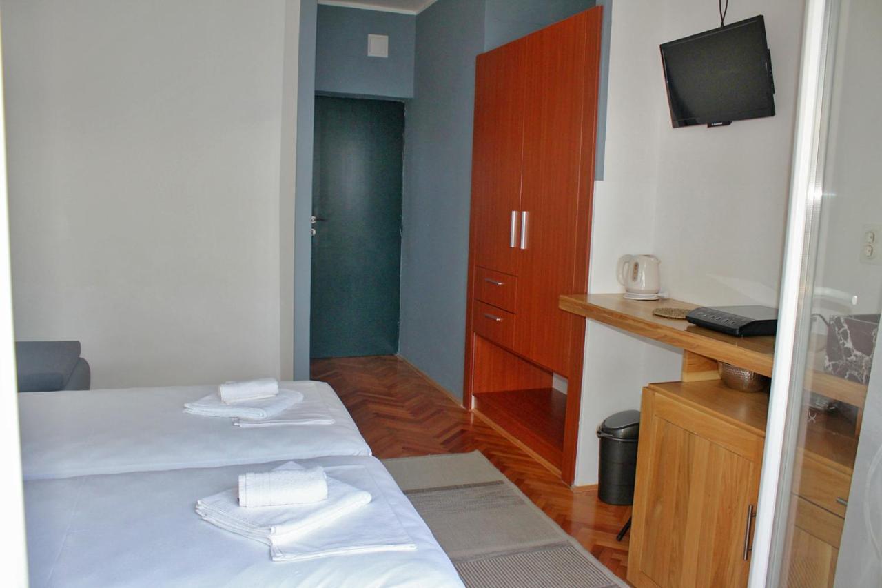 Covahouse Apartment Jelsa  Bagian luar foto