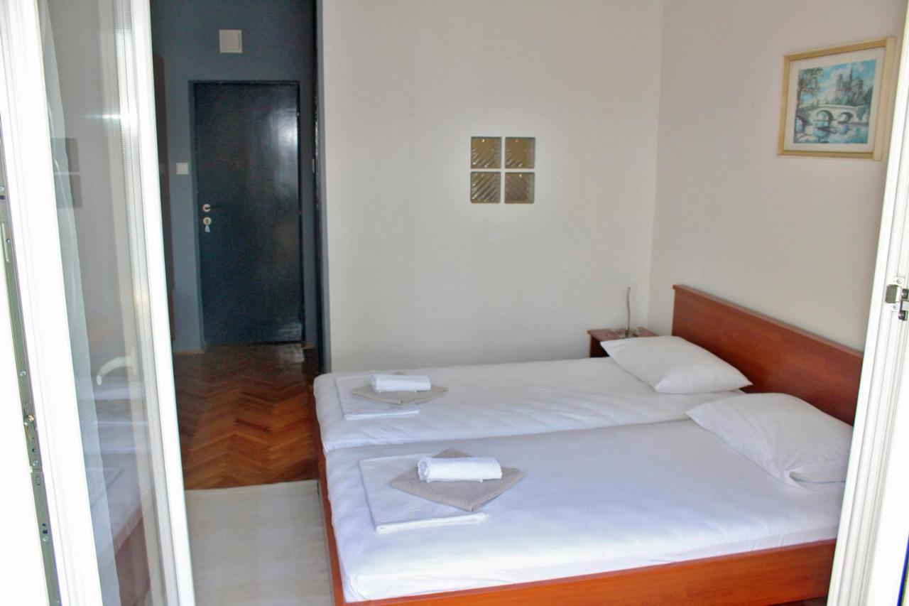 Covahouse Apartment Jelsa  Bagian luar foto