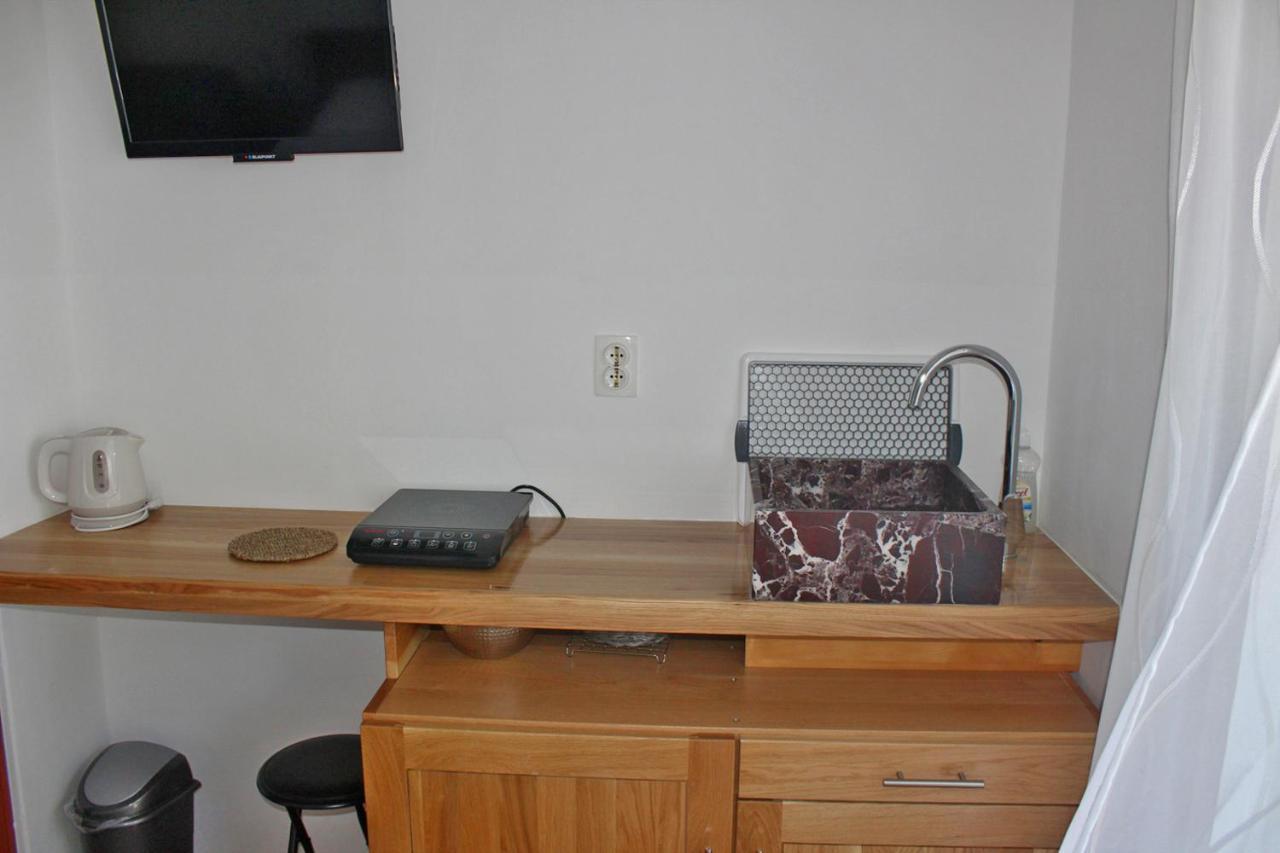 Covahouse Apartment Jelsa  Bagian luar foto