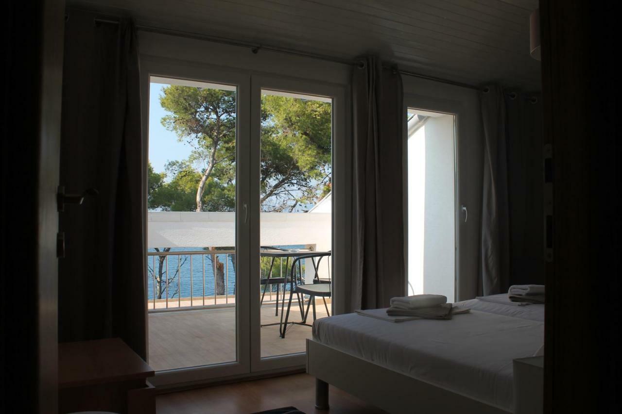 Covahouse Apartment Jelsa  Bagian luar foto