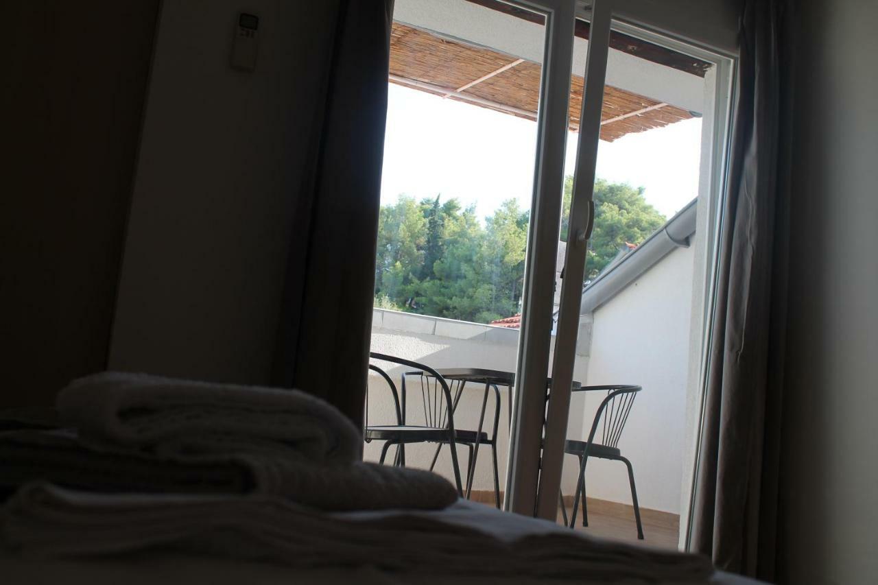 Covahouse Apartment Jelsa  Bagian luar foto