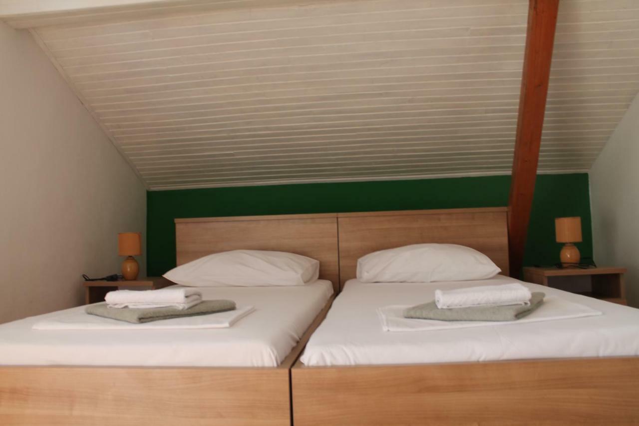 Covahouse Apartment Jelsa  Bagian luar foto